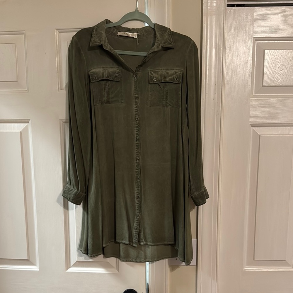 ANDREE BY UNIT Olive Green Midi Dress